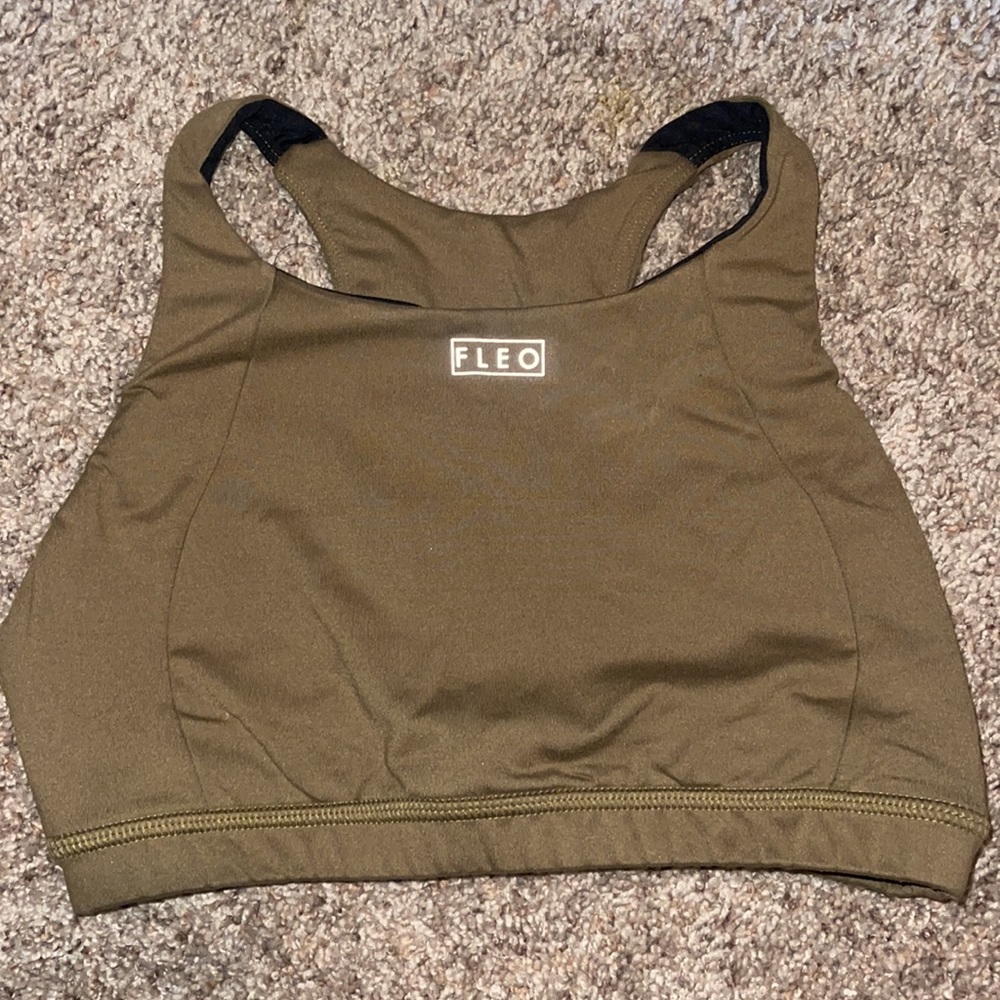Fleo sports bras size small - Picture 7 of 9